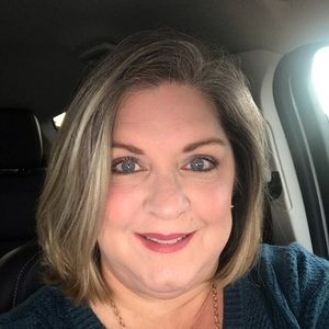 Meet your Posher, Candace